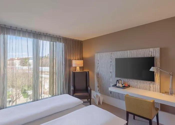 Doubletree By Hilton Schonbrunn *
