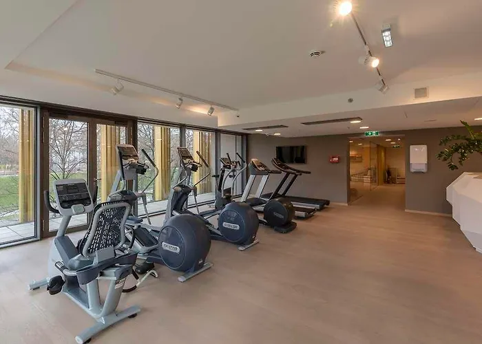 Doubletree By Hilton Schonbrunn Hotel *