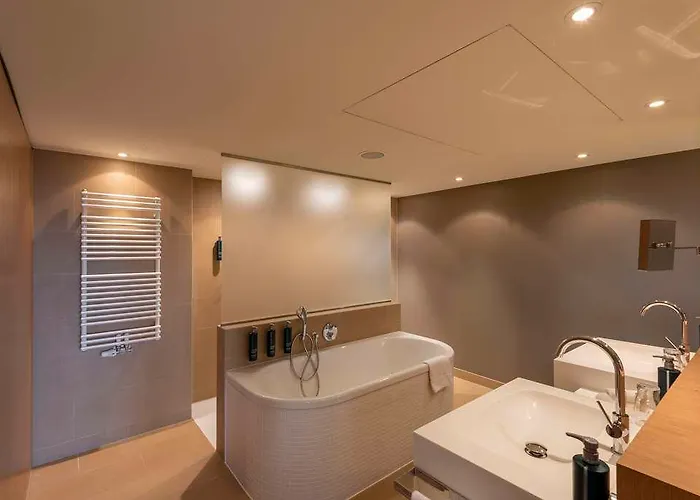 Doubletree By Hilton Schonbrunn