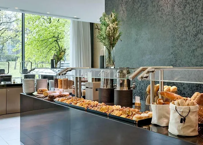 Doubletree By Hilton Schonbrunn Hotel *