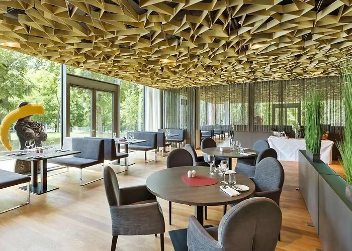 Doubletree By Hilton Schonbrunn Viena