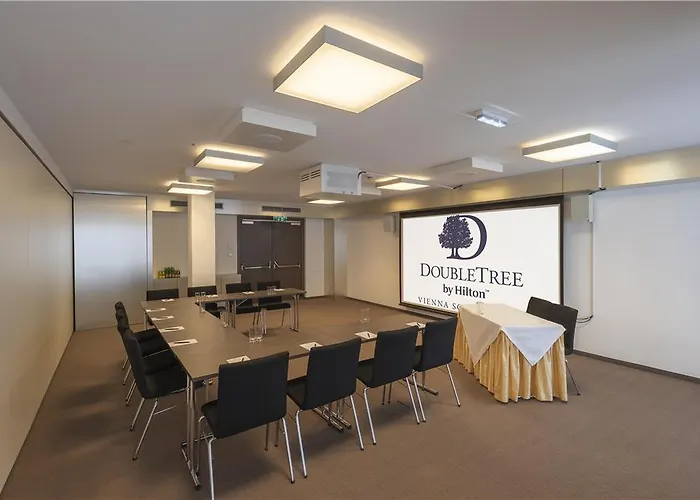 Doubletree By Hilton Schonbrunn